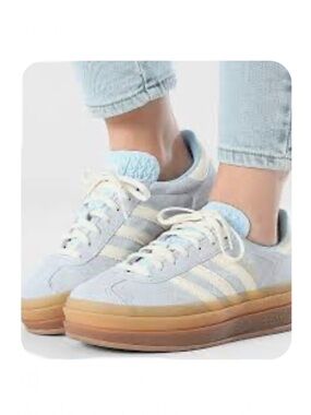 Adidas Gazelle Clear Sky Blue Cream Suede Platform Sneaker with Box
